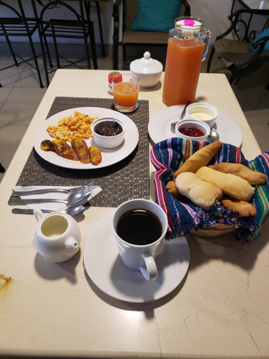 Food & Drinks 5, Hotel Apartment La Capitania, Antigua Guatemala