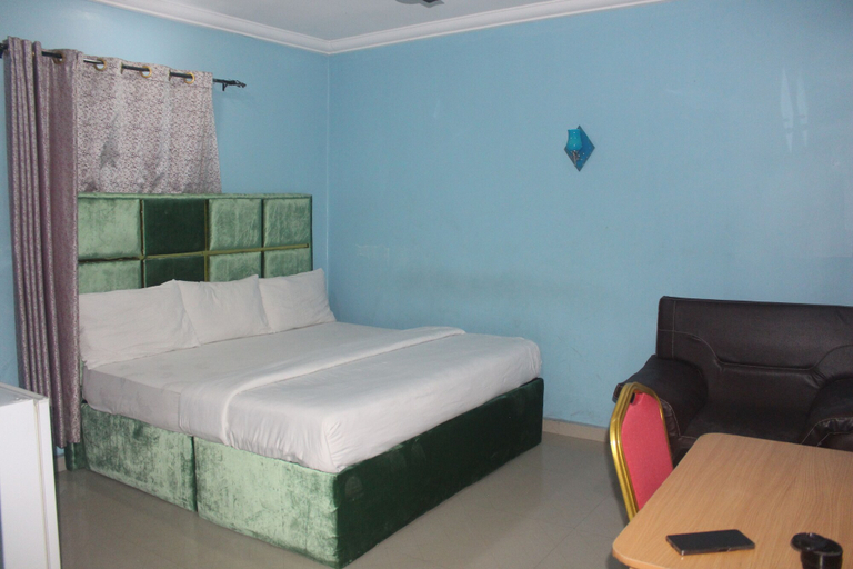 Bedroom 2, De Milton Hotel and Suites, Uyo
