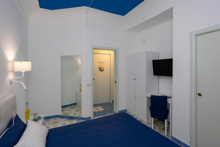 Bedroom 2, Locanda Costa d'Amalfi, Salerno
