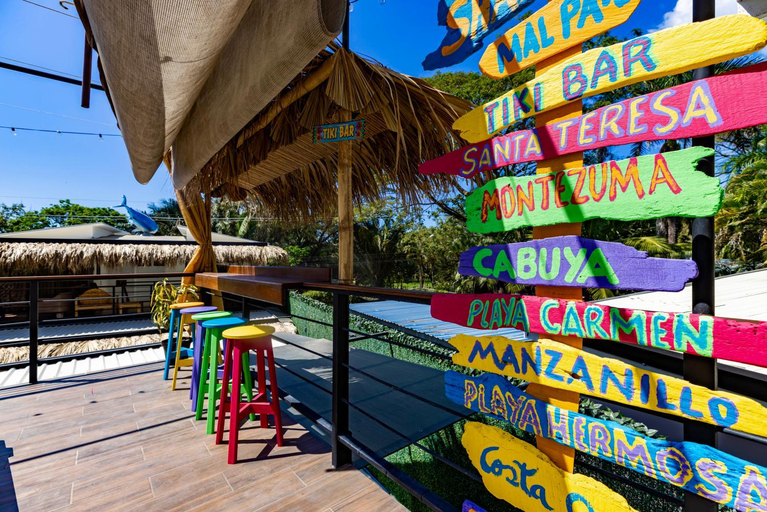 Others 3, Shark Town Mal Pais, Puntarenas