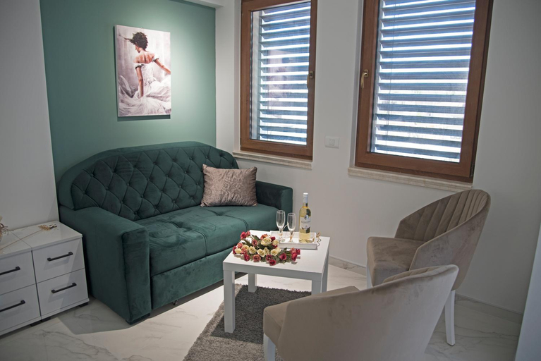 Others 4, All Seasons Apartments