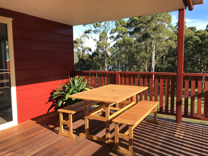 Others 5, Loma Cottages, Kingborough