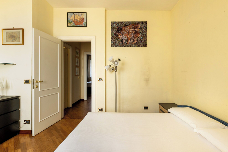 Bedroom 3, Family Elegant Apartment by Wonderful Italy, Bologna