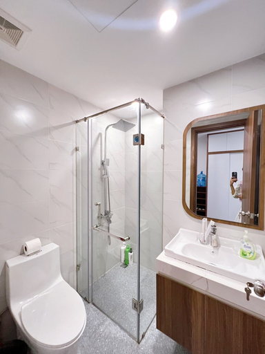 Bathroom 20