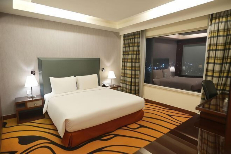 Bedroom 25