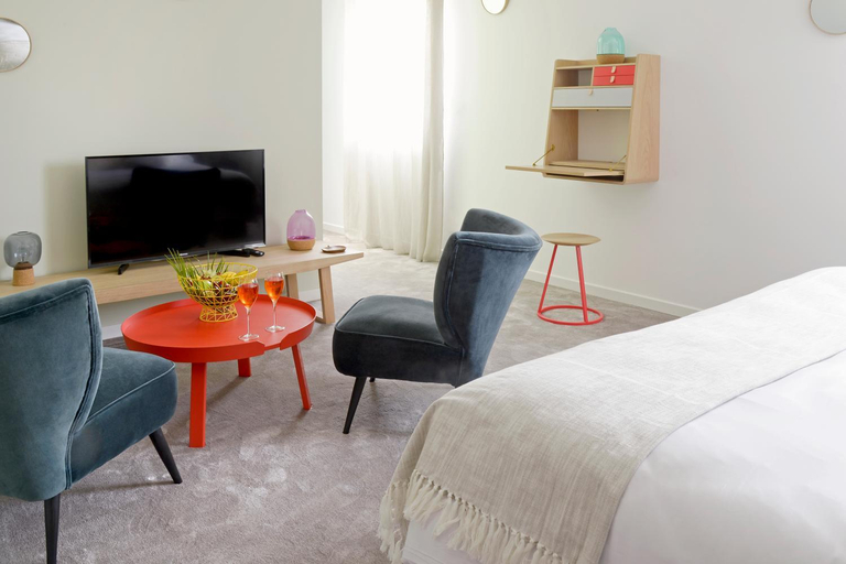 Bedroom 3, En Marge, Haute-Garonne