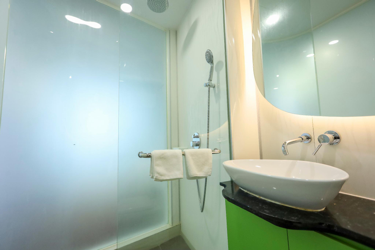 Bathroom 5