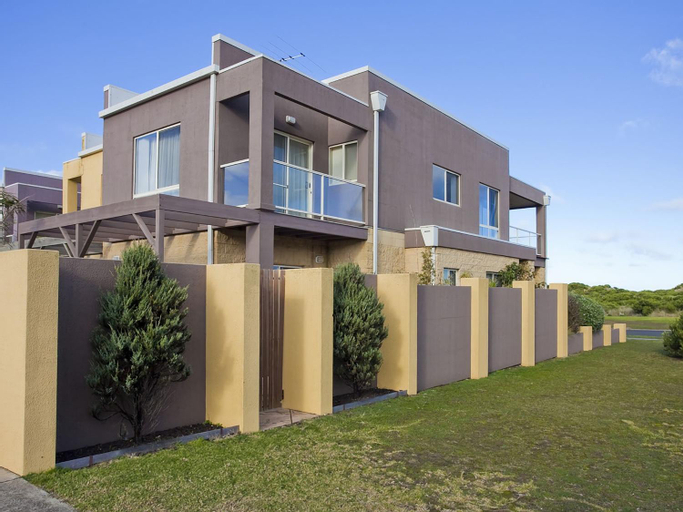 Esplanade Frontage 1 209, Surf Coast - East