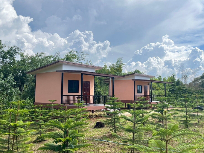 Exterior 19