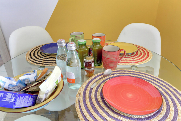 Food & Drinks 5, Furio Camillo Studio - Metro A - Netflix, Rome