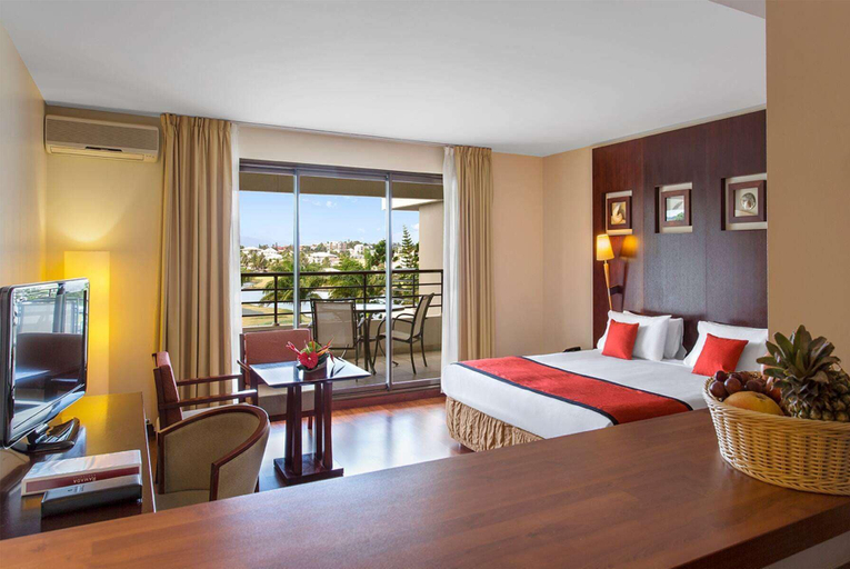 Bedroom 4, Ramada Hotel & Suites Noumea, Nouméa