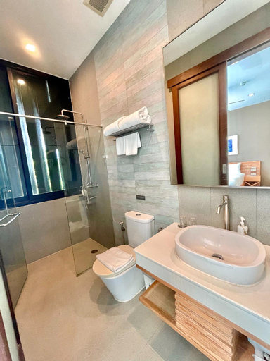 Bathroom 4