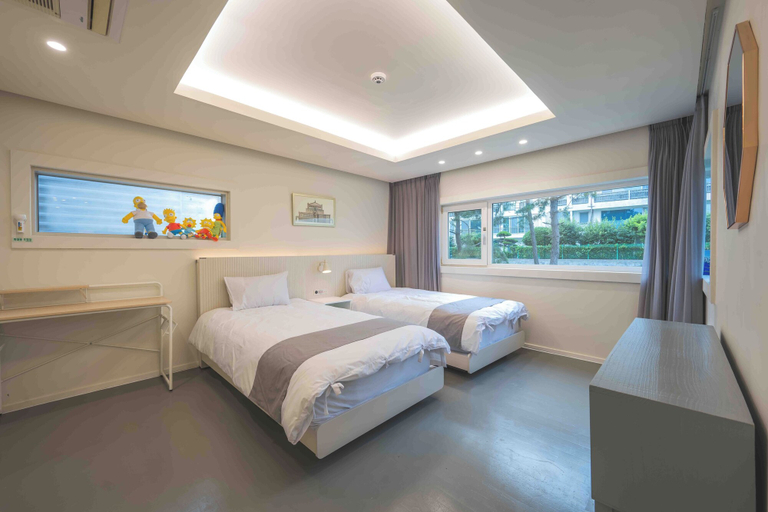 Bedroom 3, 500m2 Busan Ocean view private Let house, Haeundae