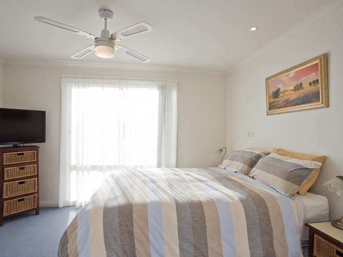 Bedroom, Esplanade Frontage 1 209, Surf Coast - East