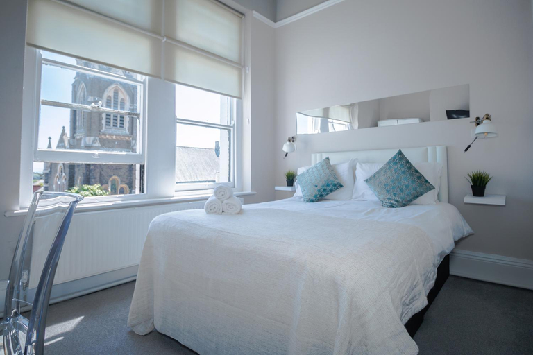 Bedroom 3, The Mount Rooms, Vale of Glamorgan
