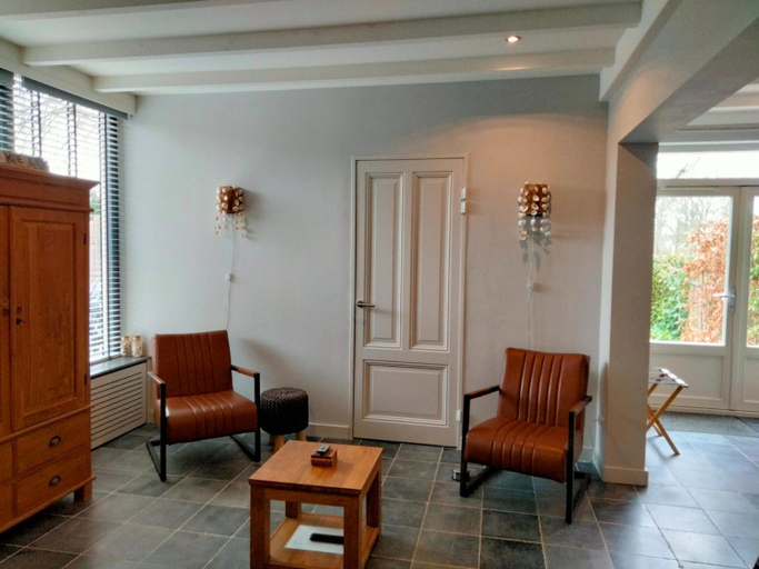Others 4, B&B Veers Buuten, Veere