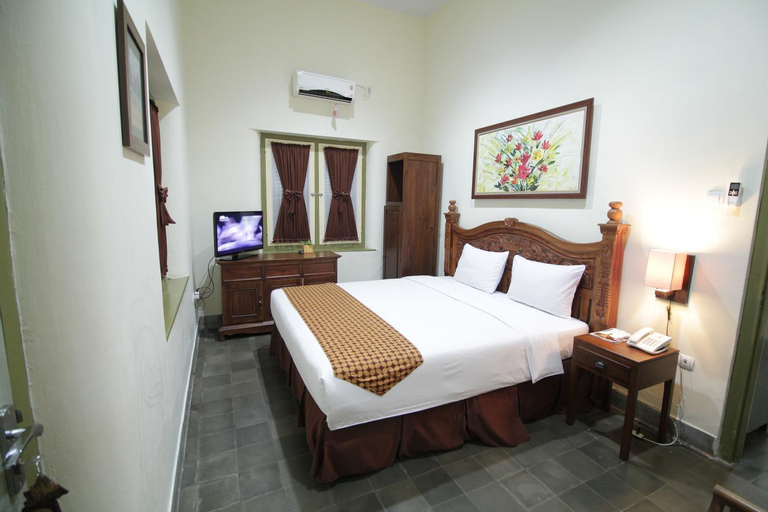 Bedroom 2, The Kresna Hotel, Yogyakarta