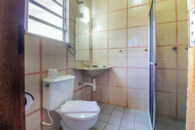 Bathroom 3, VELINN Pousada Torre Branca, Camanducaia