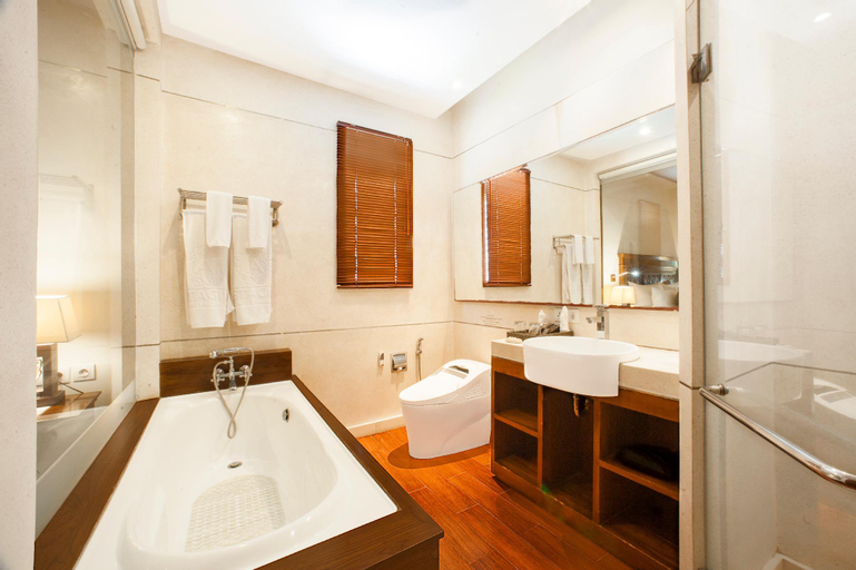 Bathroom 6