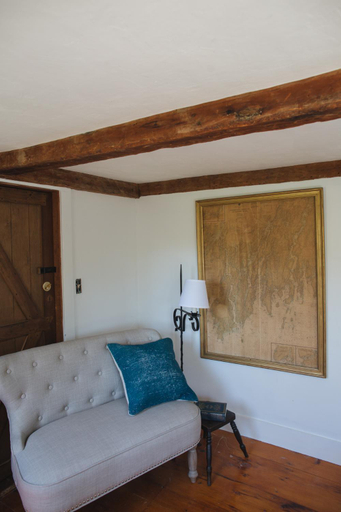 Facilities 5, Squire Tarbox Inn, Lincoln