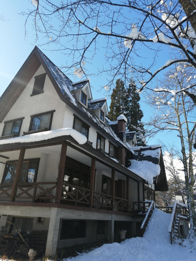 Others 3, Pilot Lodge, Hakuba