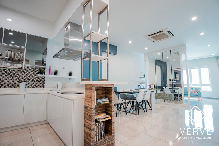 Dining Room 18