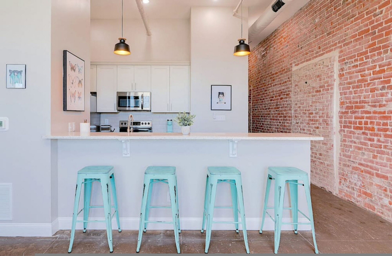 Private kitchen 2, Breakfast Tiffany s Downtown Newport News, Newport News