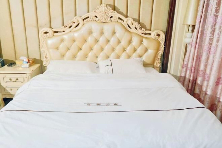 Bedroom 10