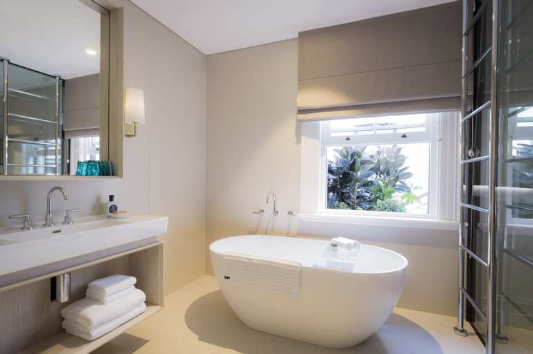 Bathroom 6