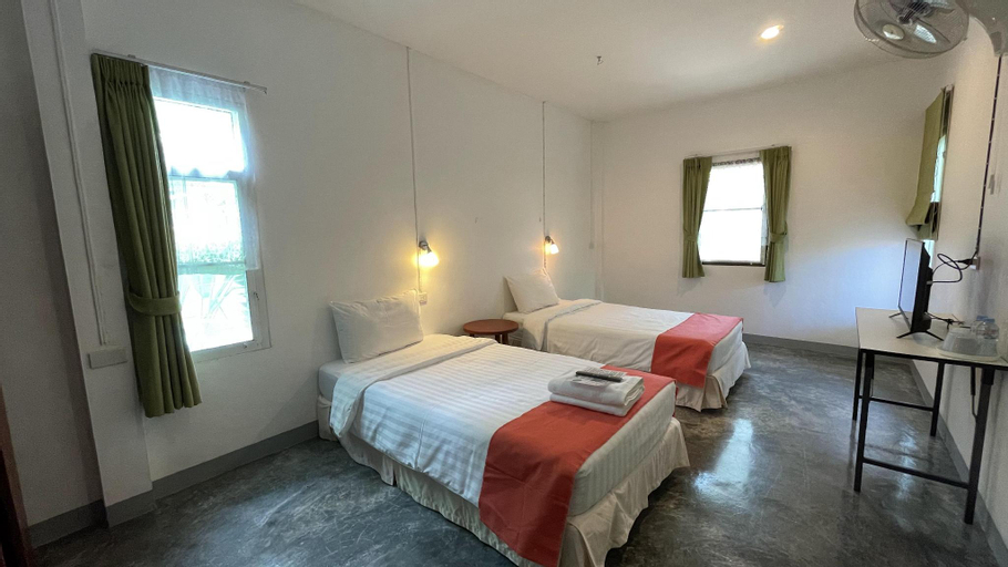 Bedroom 6