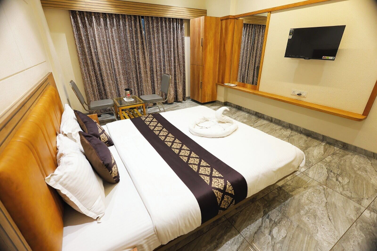 Bedroom, The Horizon Hotel , Surat