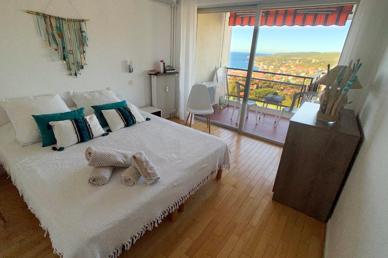 Bedroom 3, GALETS BLEUS -Vu Mer-Piscine-Clim-Fibre-, Bouches-du-Rhône