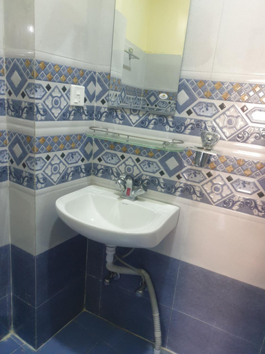 Bathroom, Hotel Nature Peace, Gandaki