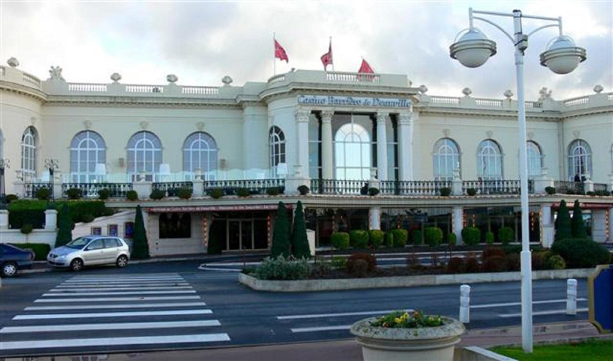 Exterior & Views 1, AU 62, Calvados