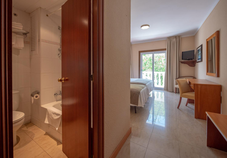 Bedroom, Hostal Gallet, Girona