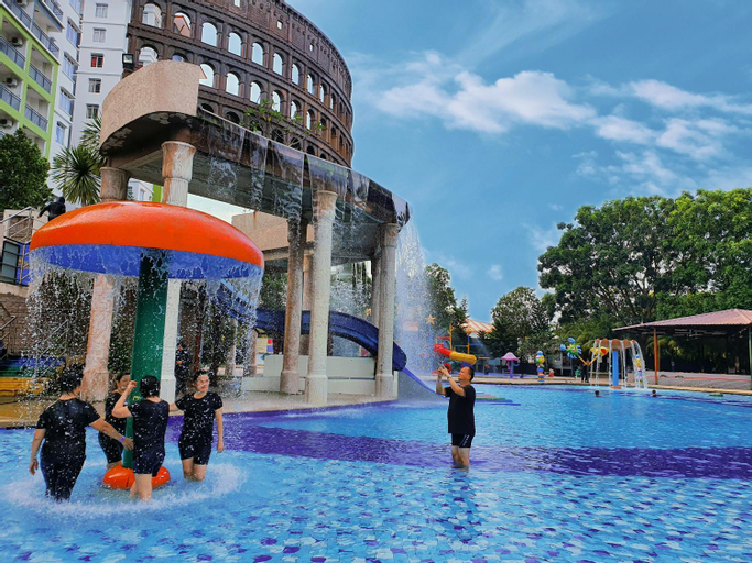Swimming Pool 7