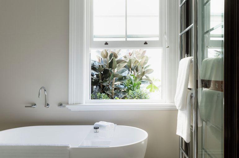 Bathroom 8