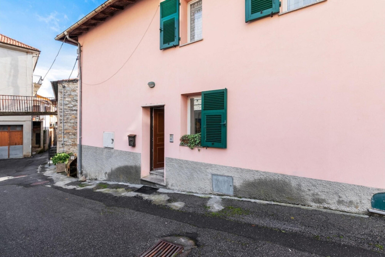 Others 2, La Casa Di Alto, Cuneo
