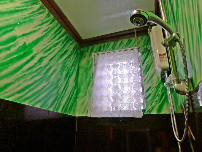 Bathroom 1, Balay Paragua, El Nido