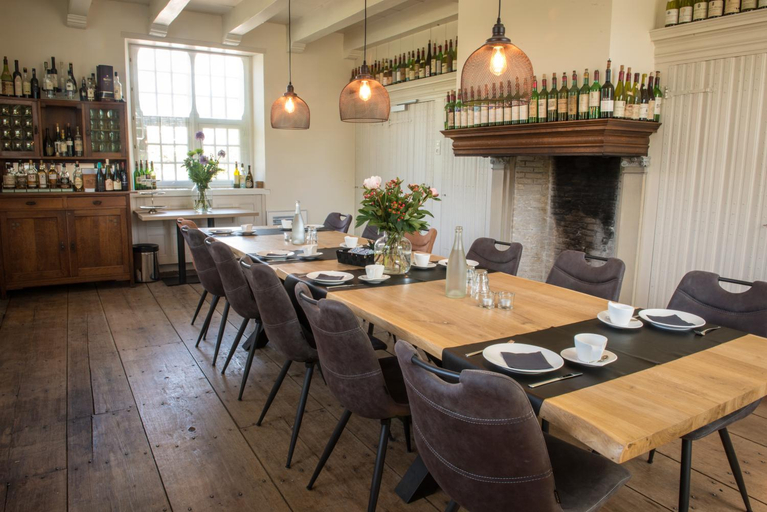 Food & Drinks 3, B&B kasteel Ammersoyen, Maasdriel