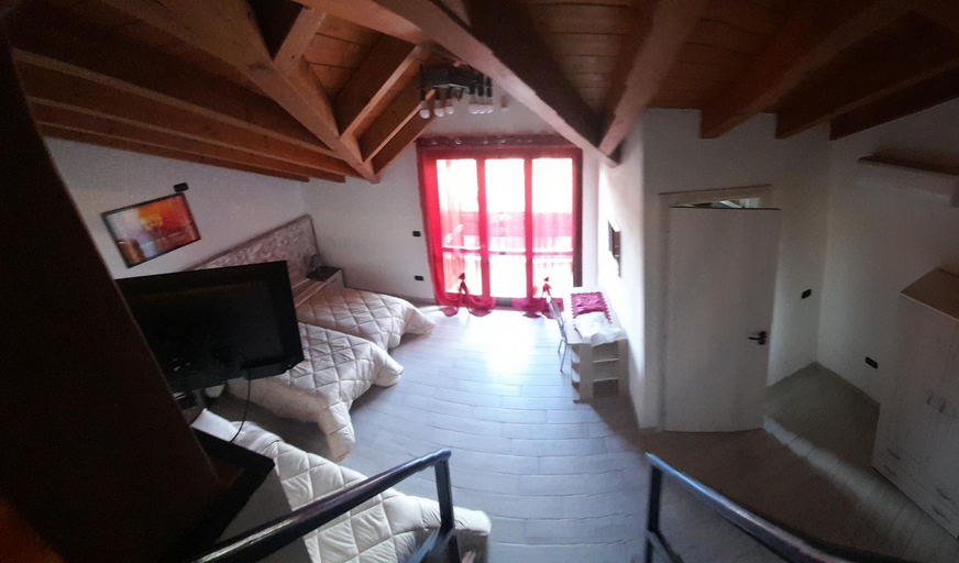 Others 5, B&B GRANDSON, Varese