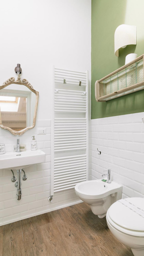 Bathroom 2, Addimora Boutique Suites, Palermo