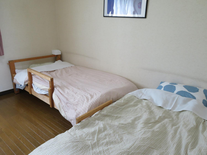 Bedroom 2, Guesthouse Sakamichi Sampo, Kushiro City