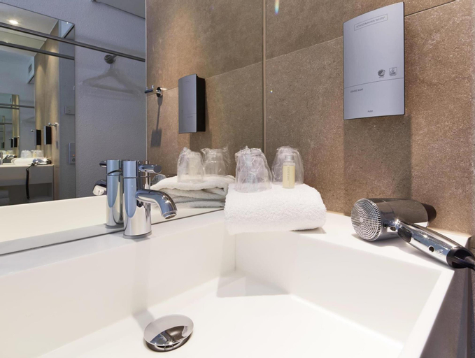 Bathroom 5