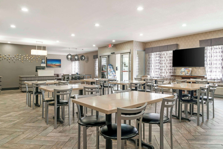 Food & Drinks 5, Best Western Beacon Inn, Ottawa