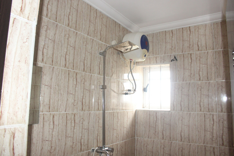 Bathroom, De Milton Hotel and Suites, Uyo