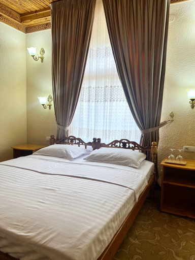 Bedroom 2, Caravan Serail, Samarkand