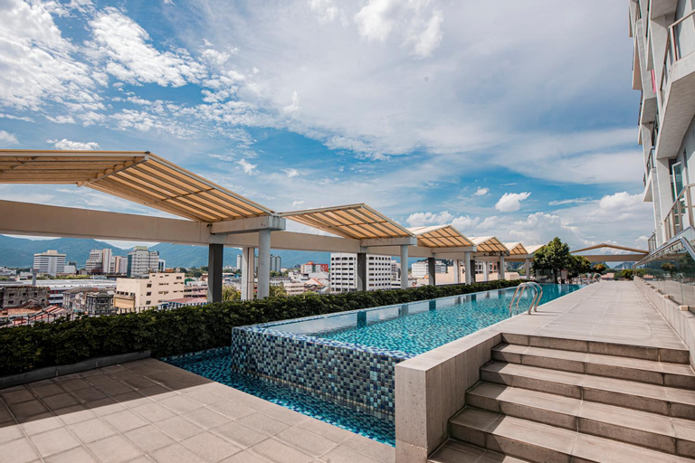 Swimming Pool 3