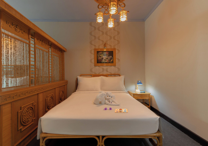 Bedroom 8