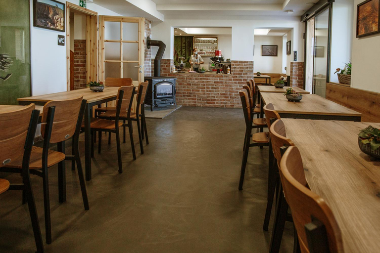 Food & Drinks 4, Dom na Slivnici, Cerknica